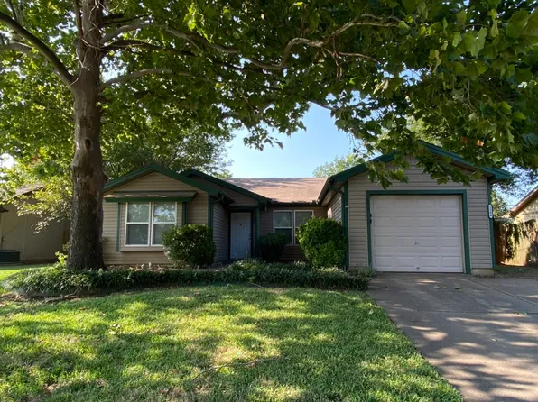 1504 Colonnade Dr, Arlington, TX 76018