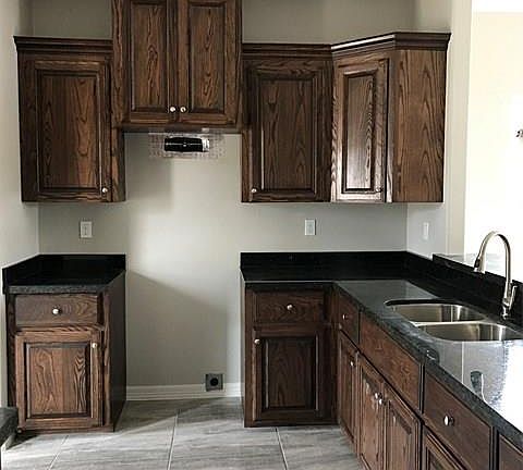 5th image of 1035 Arroyo Cir