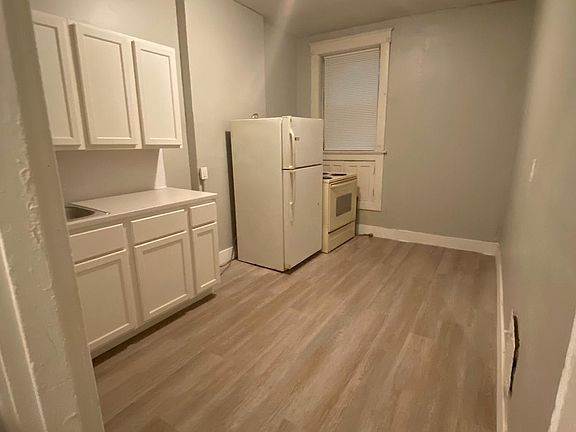 3rd image of 4210 E Labadie Ave #2