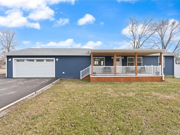 102 Melanie Lane, Charlestown, IN 47111