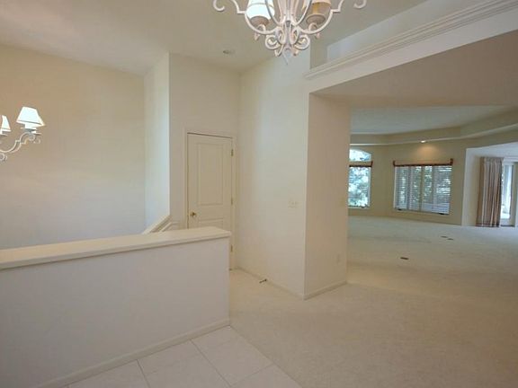 4th image of 1762 Cobblestone Blvd
