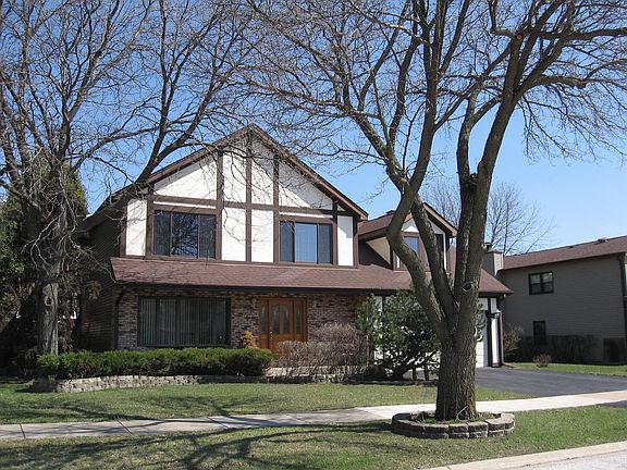 2nd image of 2327 James Ct