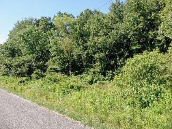 940 Forest Dr, Crossville, TN 38555