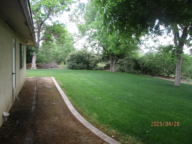 10241 16th Ave — Photo 13