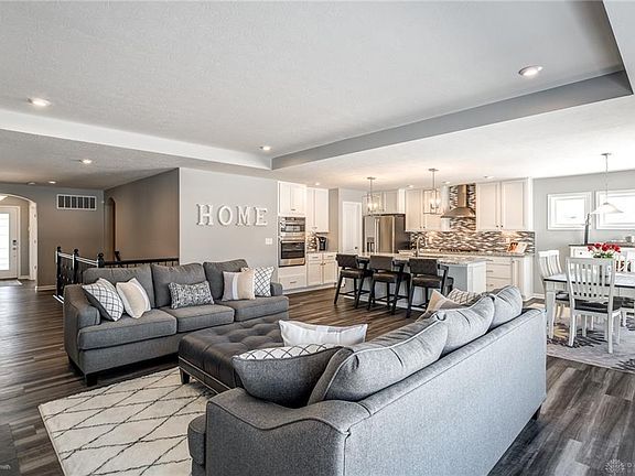 4th image of 8109 Cherry Birch Dr