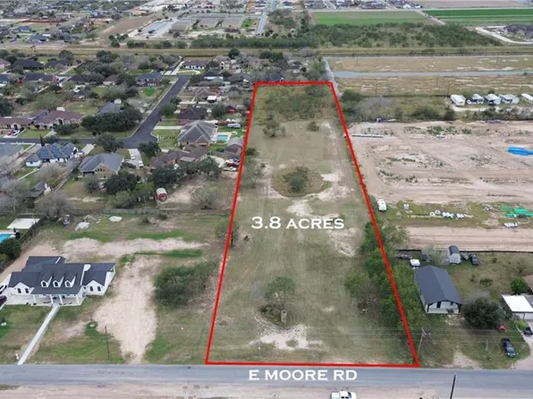 739 Moore Rd, Alamo, TX 78516