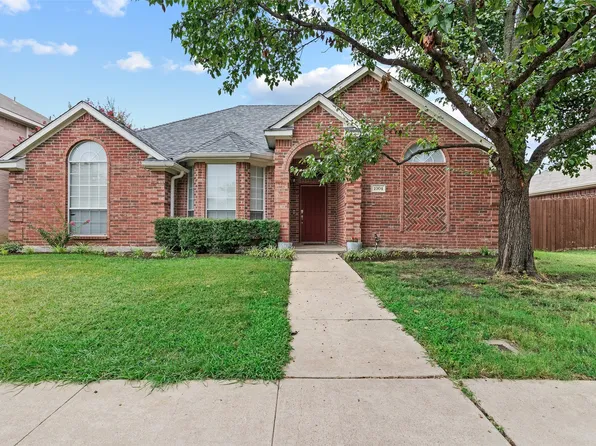 1004 Columbia Dr, Lewisville, TX 75067