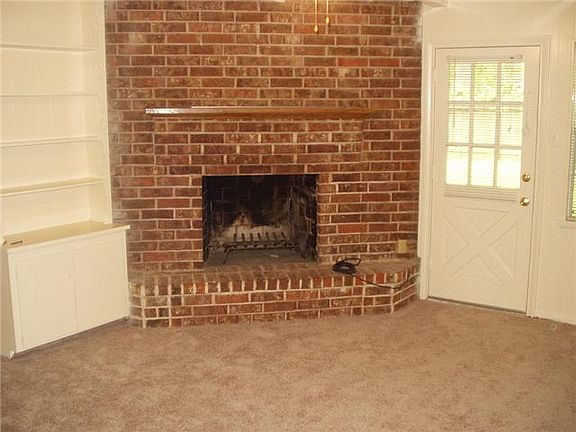 2nd image of 5711 Braesvalley Dr