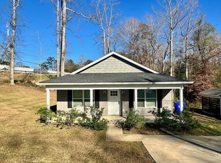 209 Lakewood Dr, Troy, AL 36079
