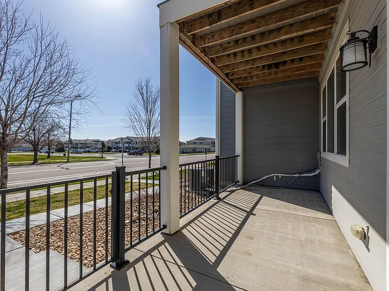 751 Grandview Meadows Dr — Photo 13