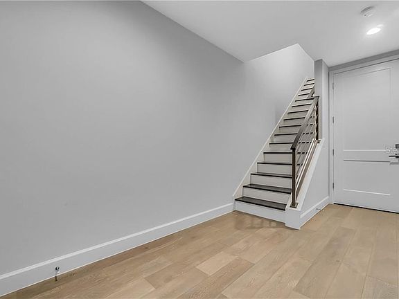 3rd image of 468 W Plant St