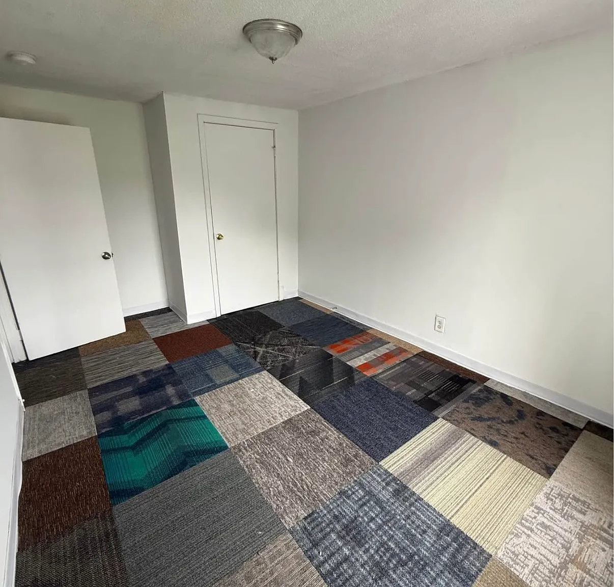 2 bed, $600 — Photo 1