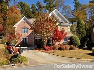 1470 Valley Glen Way, Dunwoody, GA 30338