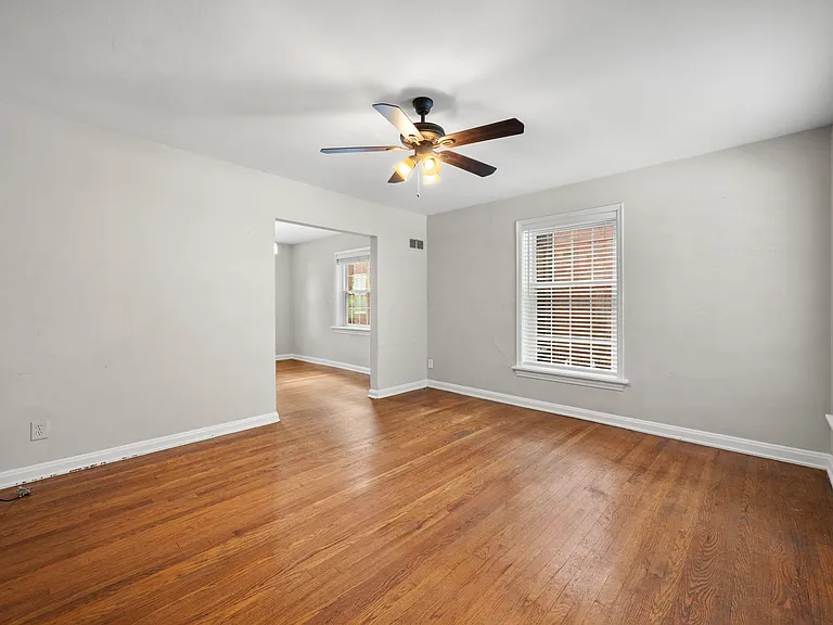 1010 Sanford Ave #1 — Photo 5