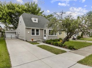 23083 Tawas Ave, Hazel Park, MI