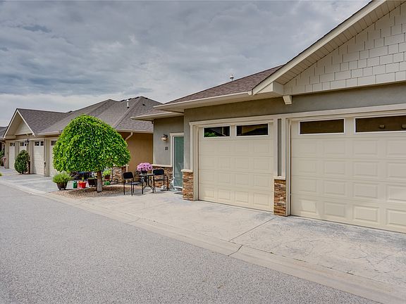 3rd image of 6600 Okanagan Ave Unit 10