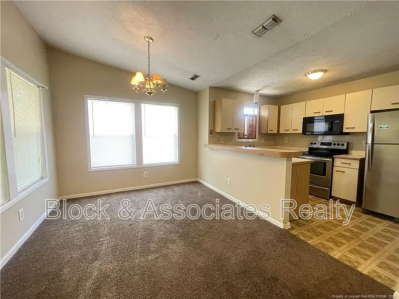 2 bed, 2.0 bath, $1,050 — Photo 4