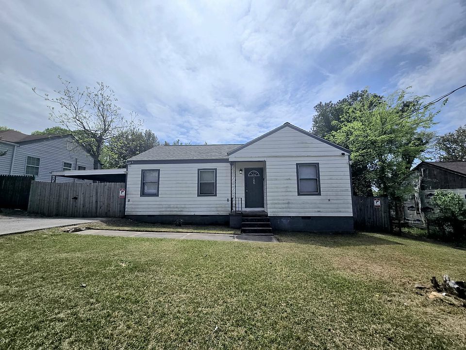 1st image of 922 Ponce De Leon Cir