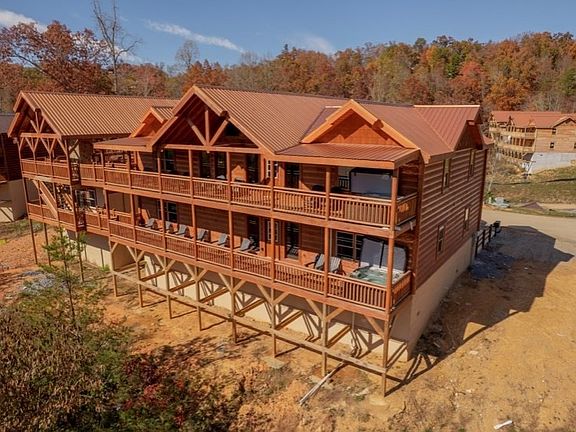 2nd image of 131 Green Mountain Way