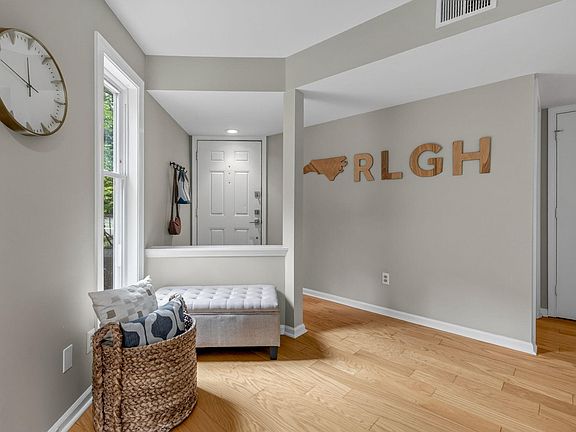 4th image of 1011 Wirewood Dr APT 201