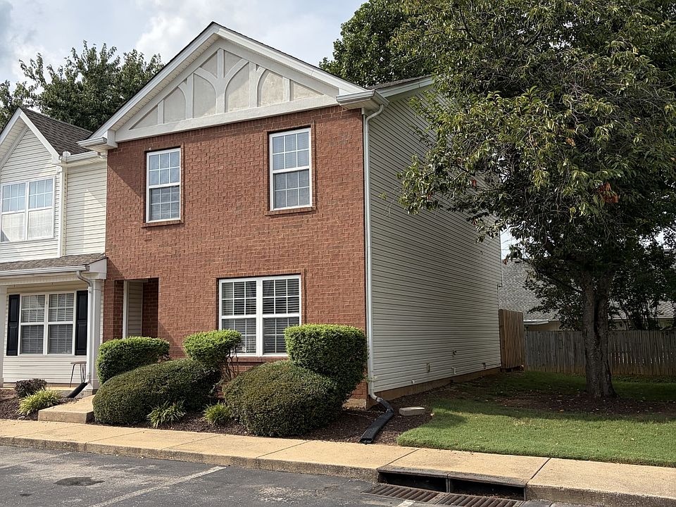 1st image of 342 Arapaho Dr