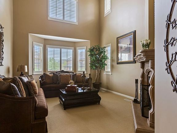 3rd image of 2226 W Whisper Wood Dr