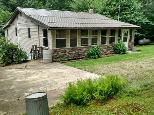 401 Brecht Rd, Tionesta, PA 16353