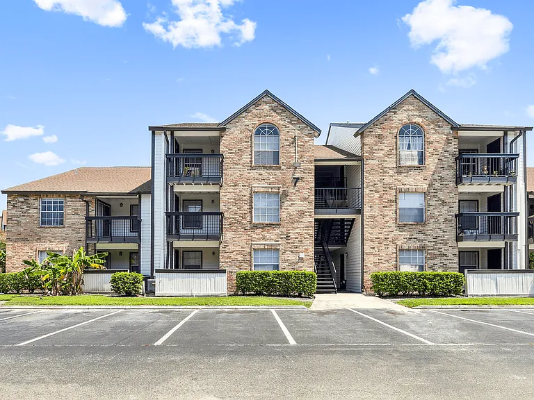 Milana Reserve Apartment Homes — Photo 18