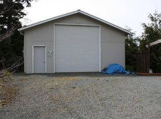 916 Nehalem Ave, Rockaway Beach, OR 97136