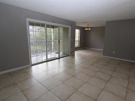 5th image of 4193 Versailles Dr #4193G