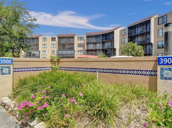 3900 N Hills Dr APT 406, Hollywood, FL 33021