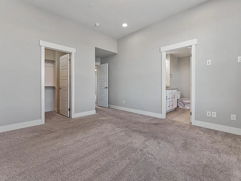 5670 Emporia St — Photo 19