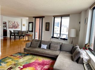 415 Newark St APT 5D, Hoboken, NJ 07030