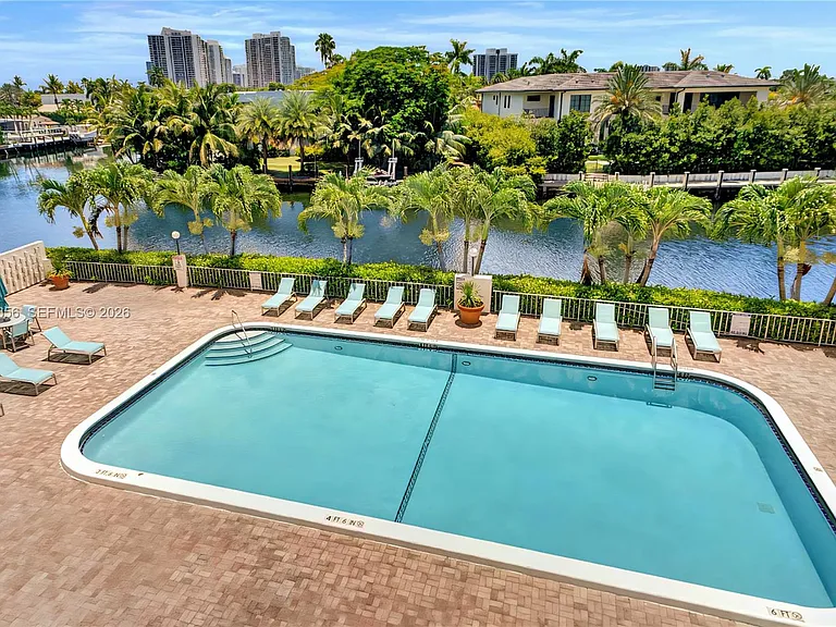 401 Golden Isles Dr #307 — Photo 23