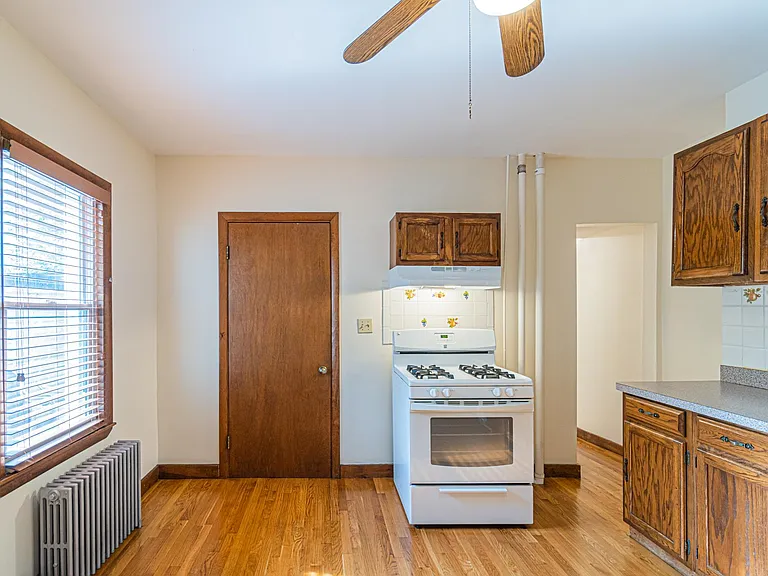 147 River St #1 — Photo 4