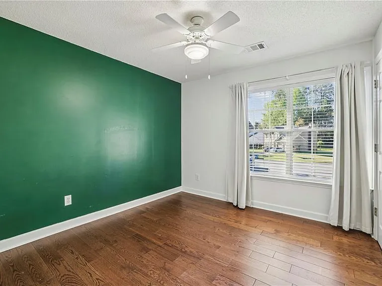 615 Tammany Pointe — Photo 10