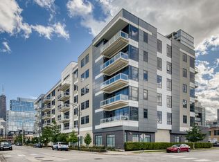 367 W Locust St #507, Chicago, IL 60610