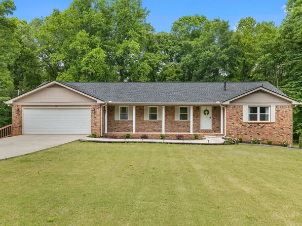 387 Summit St, Russellville, AL 35653