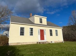 60 Hillside Ln, Warren, ME 04864