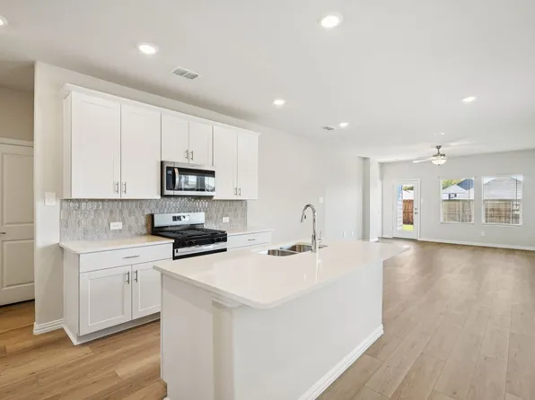 3955 Worth Dr, Farmersville, TX 75442