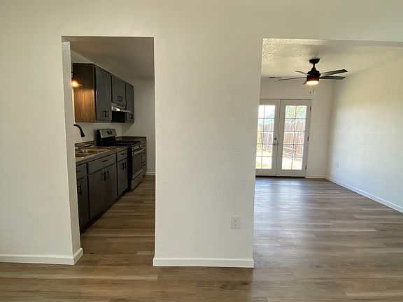5th image of 333 La Luz Dr