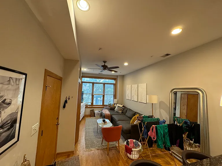 2620 N Dayton St #2F — Photo 5