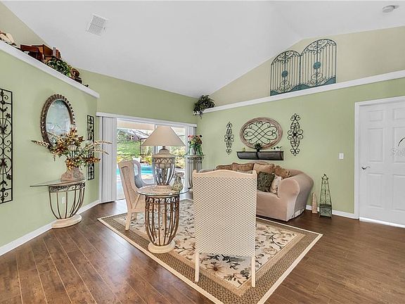 5th image of 16115 Four Lakes Ln
