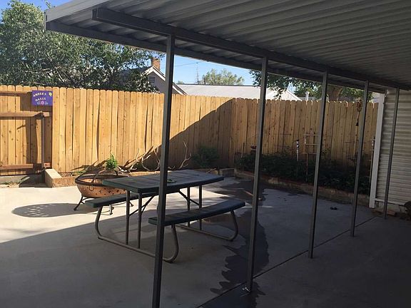 5th image of 721 N Saint Rock Springs Way