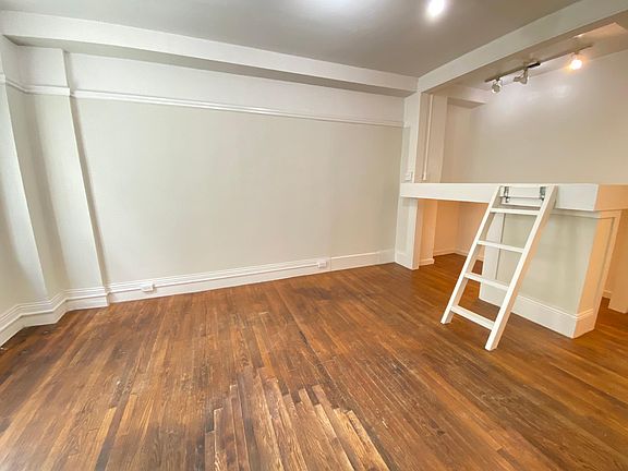 3rd image of 424 Jones St #858ea3703