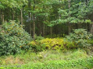 14 Miller Dr, Pocono Pines, PA
