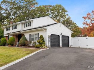 4 Irene Ct, East Brunswick, NJ 08816