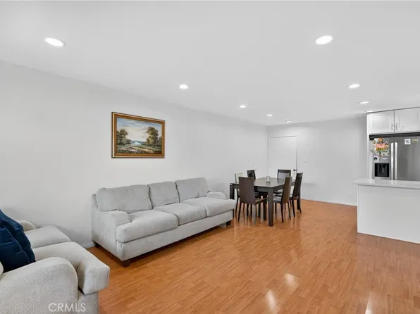 7826 Laurel Canyon Blvd Unit 17, North Hollywood, CA 91605