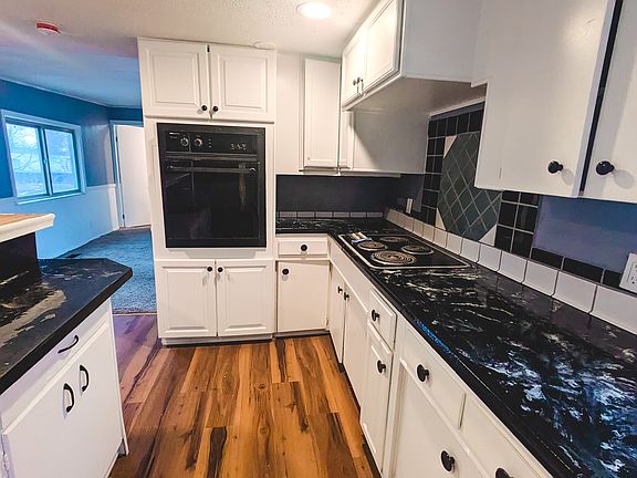 4th image of 5314 W Sunset Hwy APT 33
