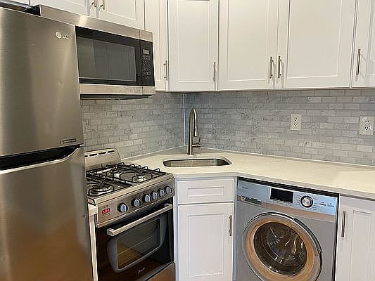 1st image of 124 E 103rd St APT 24